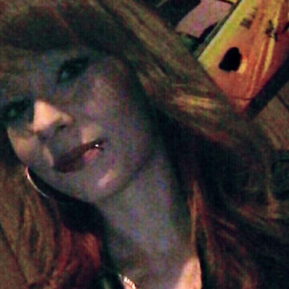 Meet your Posher, Jillian